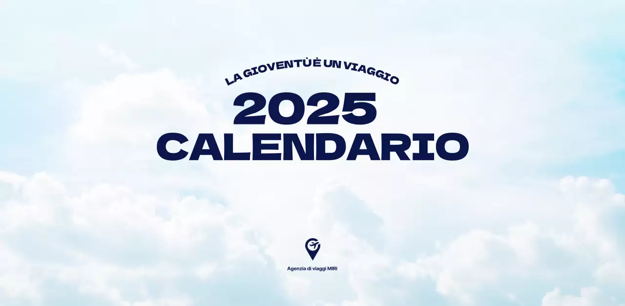 Calendario pulito con foto del cielo