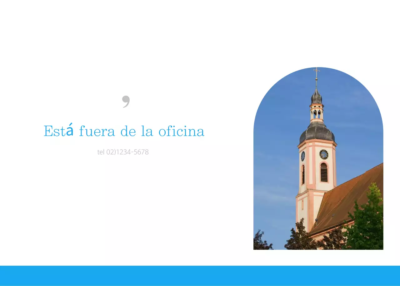 Calendario eclesiástico azul de concepto moderno