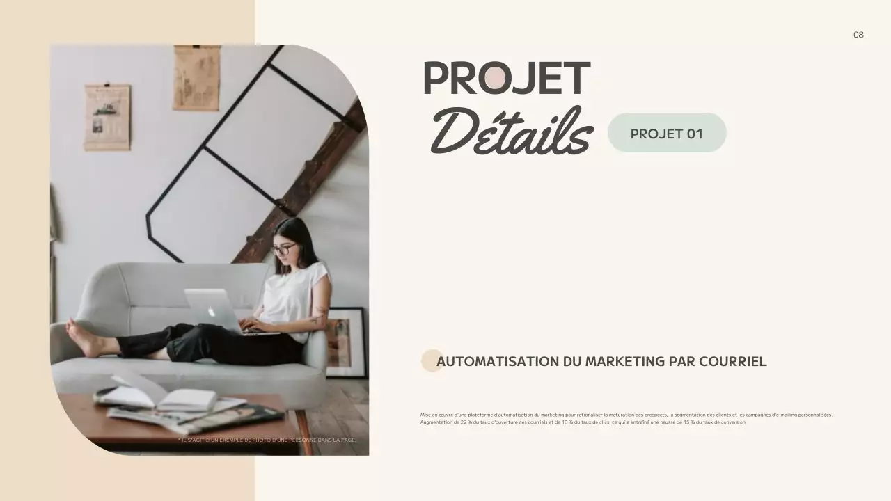 Portefeuille créatif abstrait beige