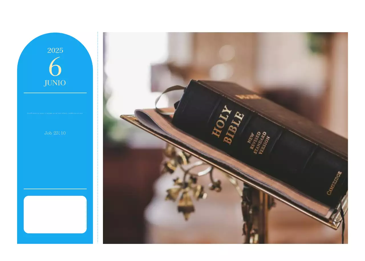 Calendario eclesiástico azul de concepto moderno