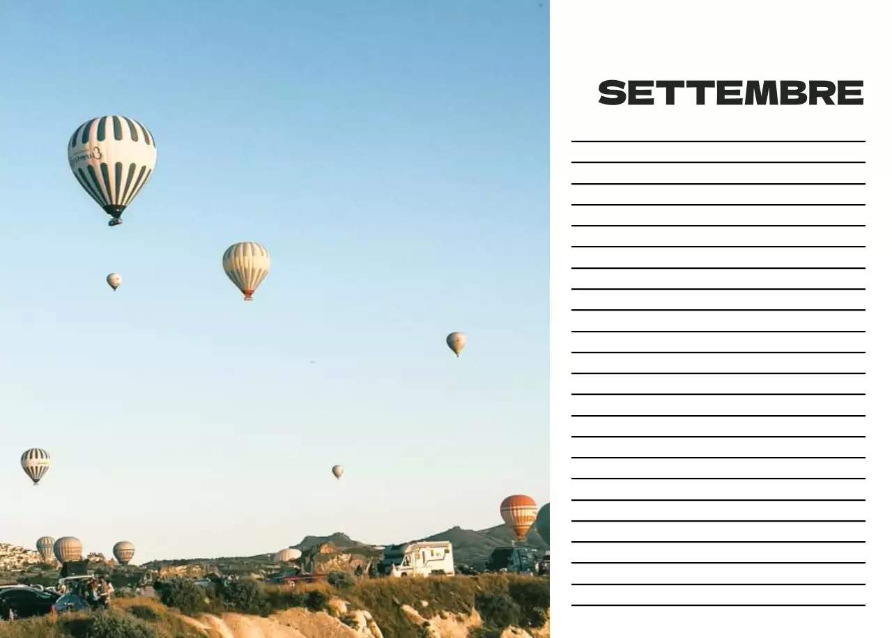 Calendario pulito con foto del cielo