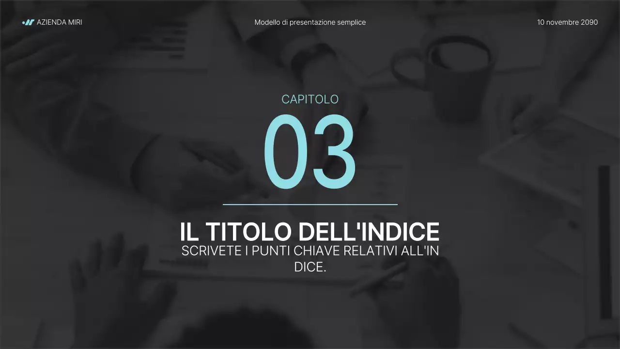 Moderna relazione aziendale in grigio e azzurro