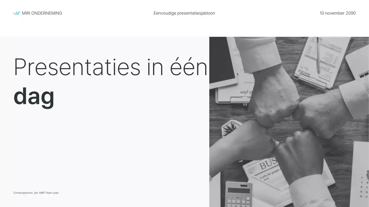 Modern bedrijfsrapport in grijs en lichtblauw