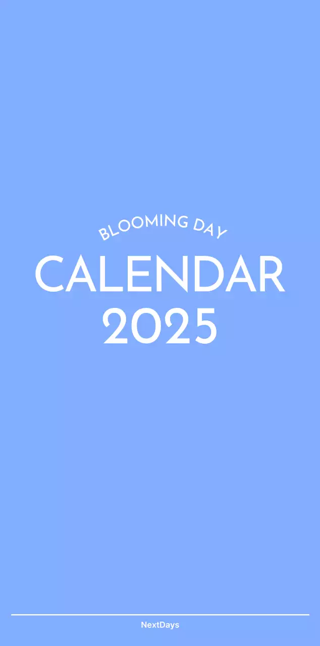 Photo goal tracker calendar with a splash of blue