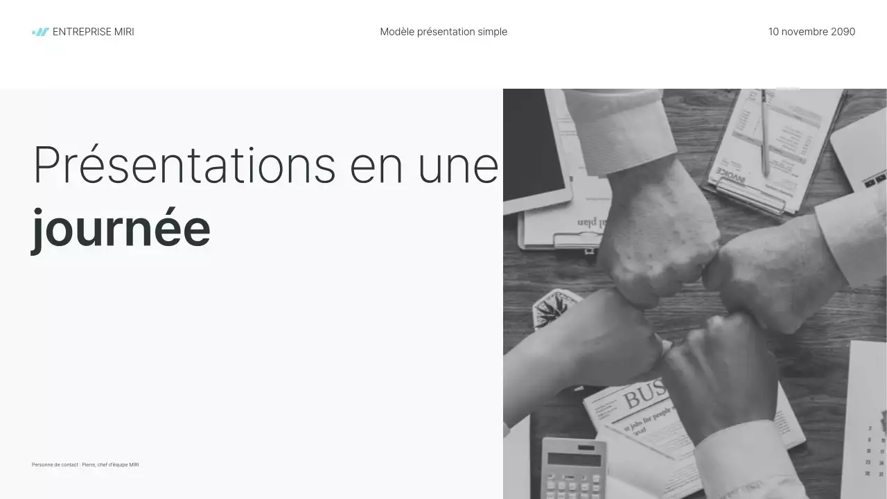 Rapport d'activité d'une entreprise moderne en gris et bleu clair