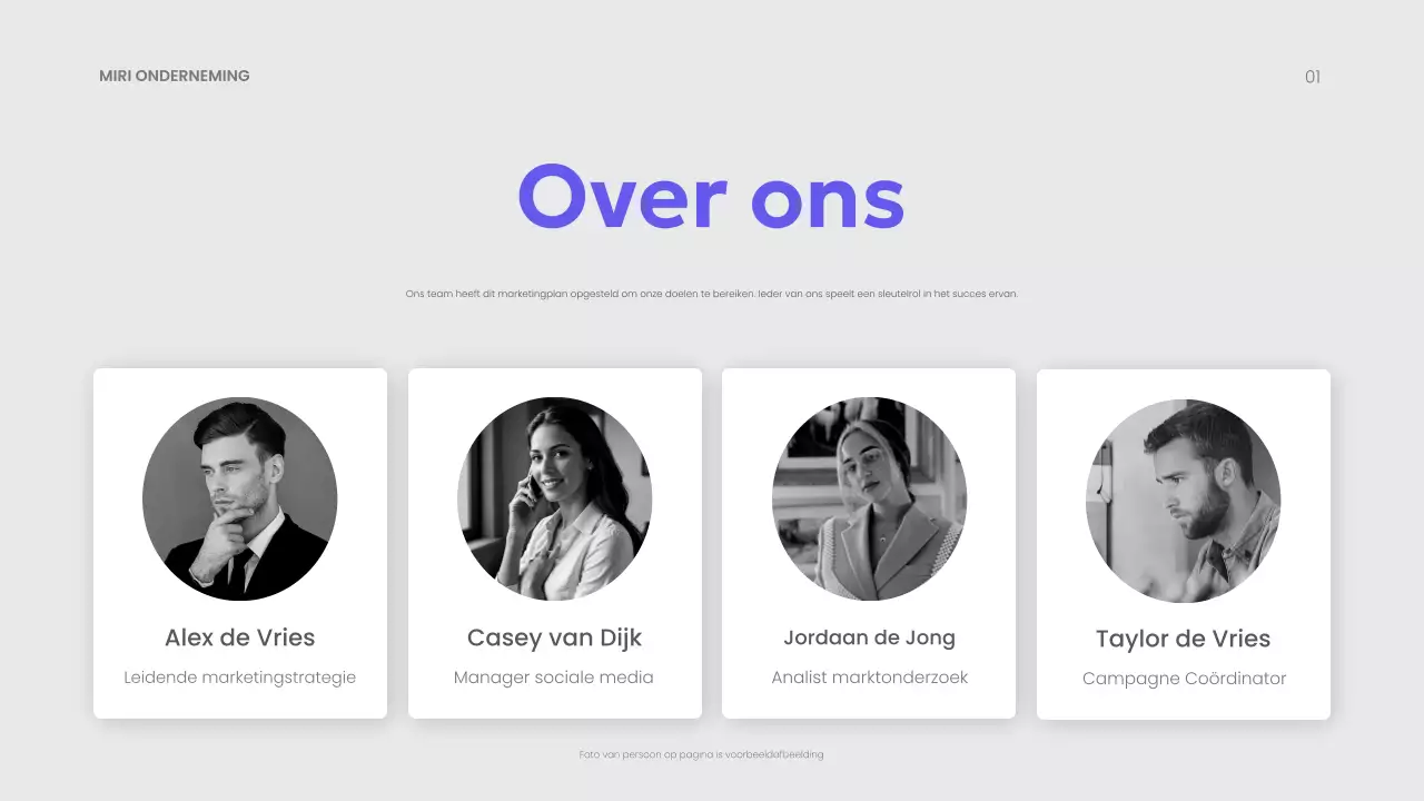 presentatie paars modern marketingplan