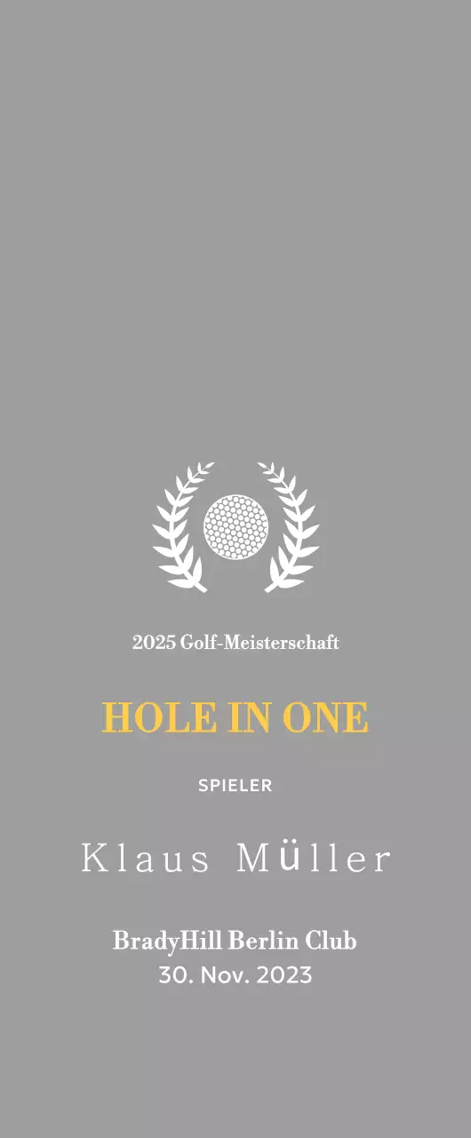 Eine klassische Golfturnier-Trophäe mit einem Lorbeerkranz, der um einen Golfball gewickelt ist.