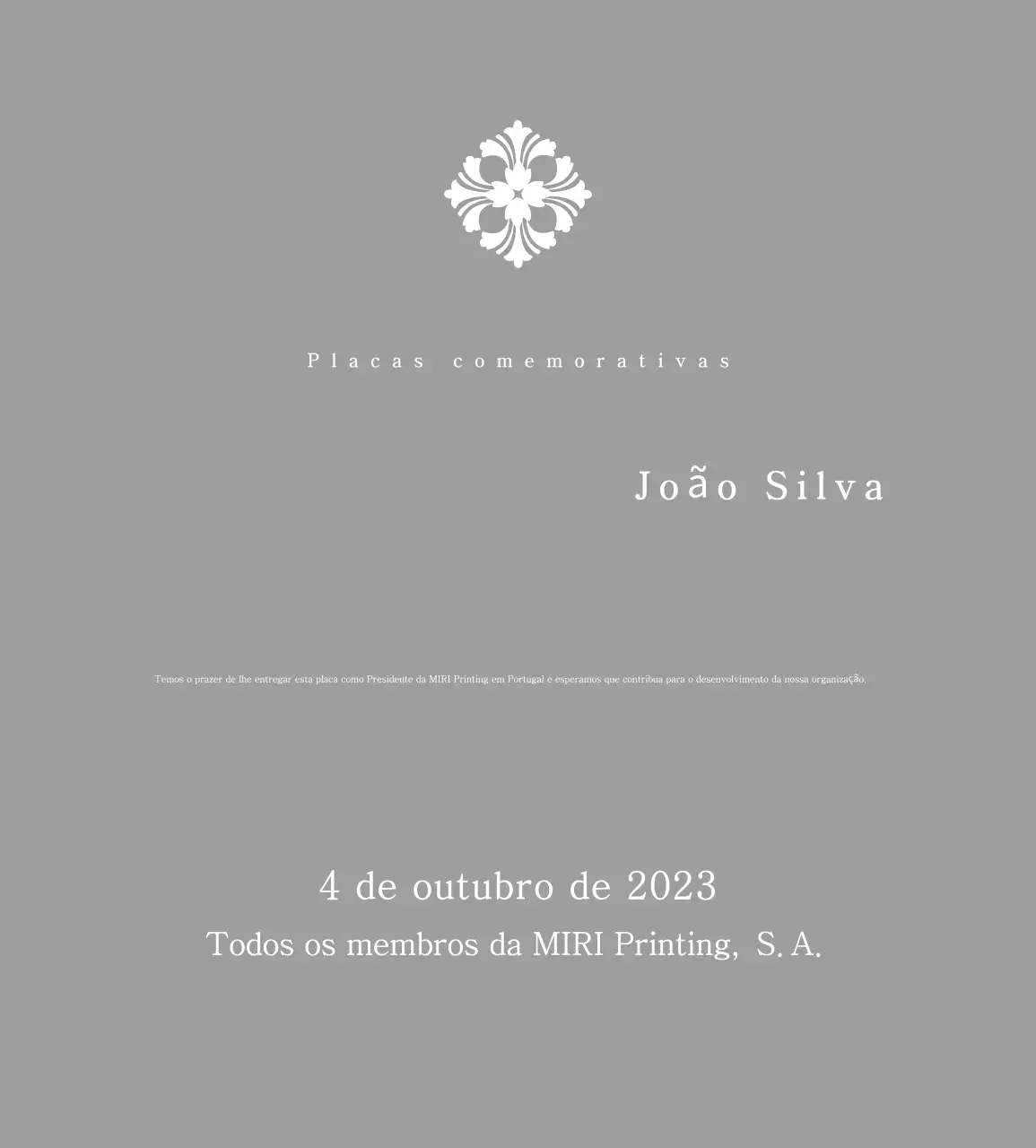 Placa clássica encomendada com padrão