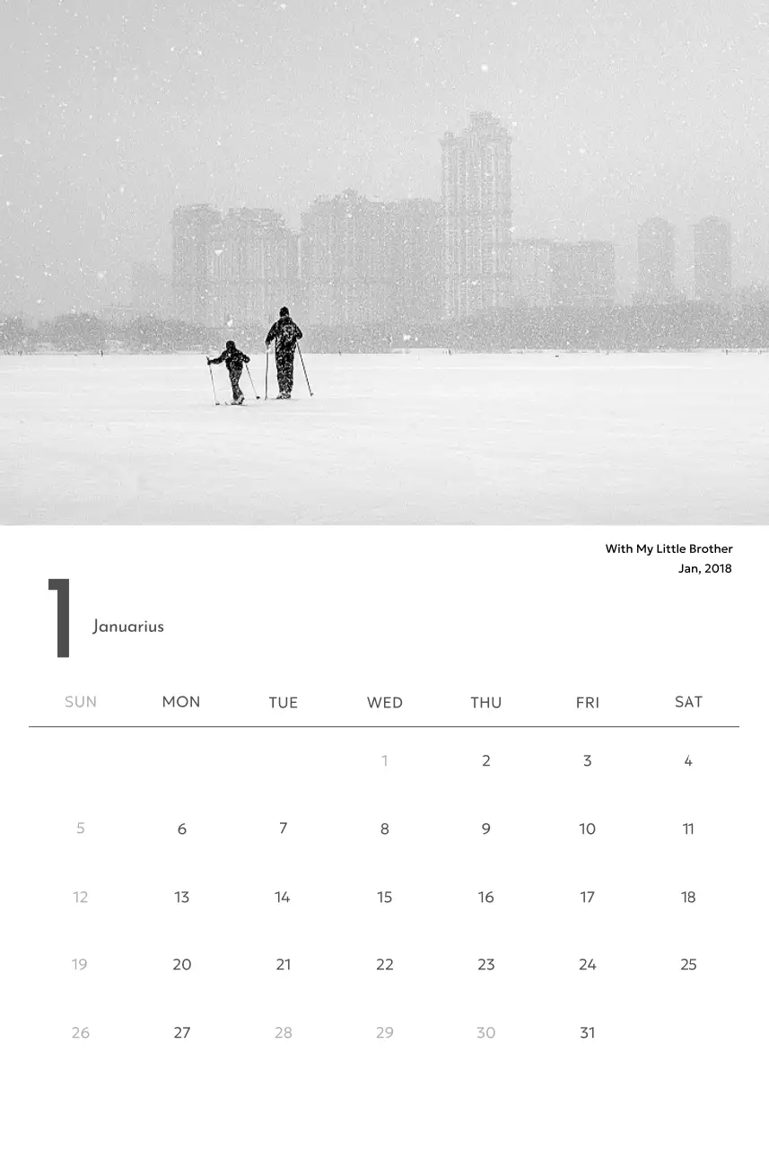 Kalender foto dengan nuansa perkotaan yang bersih