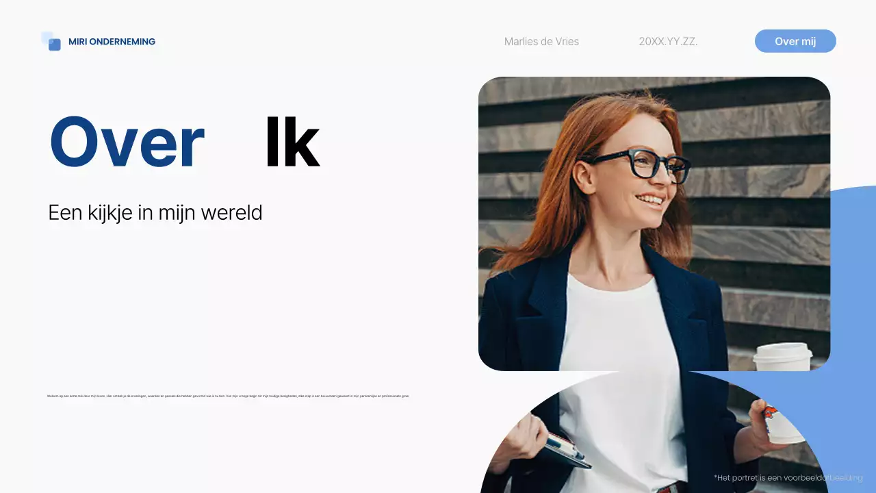 blauwe moderne zelfintroductie pitch