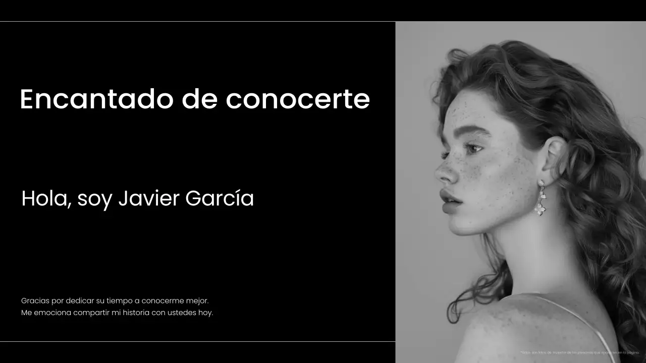 portafolio de autopresentación moderno en blanco y negro