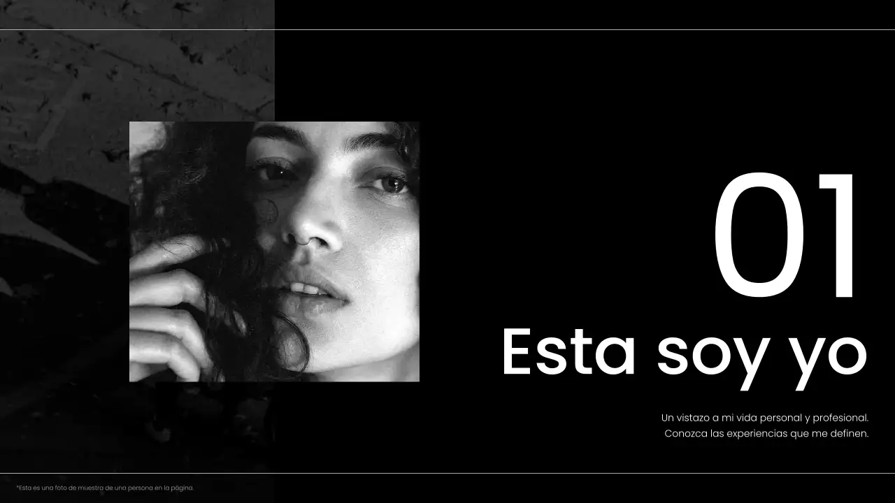 portafolio de autopresentación moderno en blanco y negro