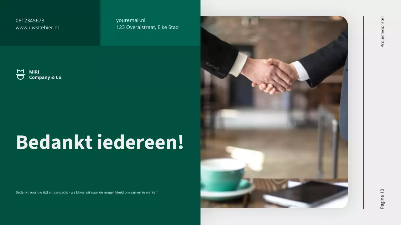 Promotie van een groen modern bedrijfsproject