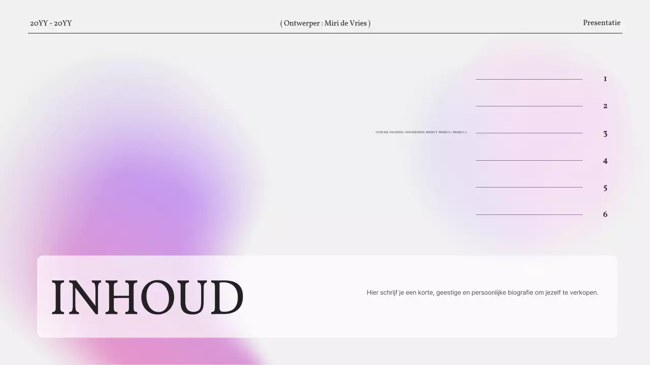 Een eenvoudige portfolio met kleurverloop in roze