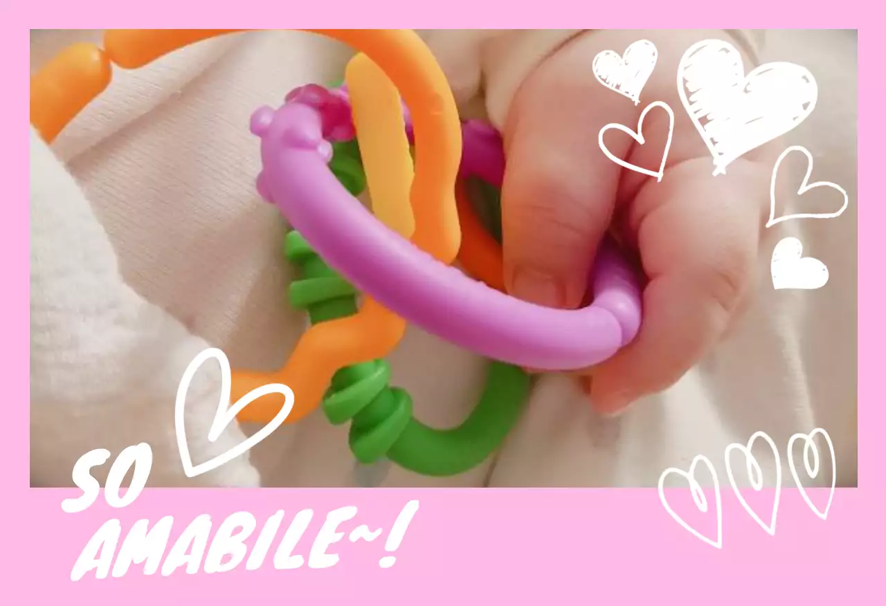 Cornice per foto di famiglia bianca e accogliente