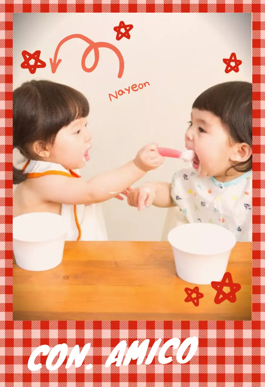 Cornice per foto di famiglia bianca e accogliente