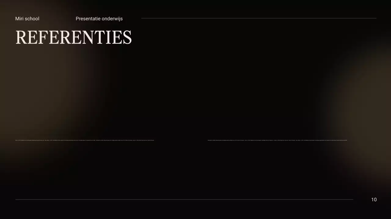 Zwart en beige Vintage Minimal Exploring the Life of Marie Curie Lesmateriaal