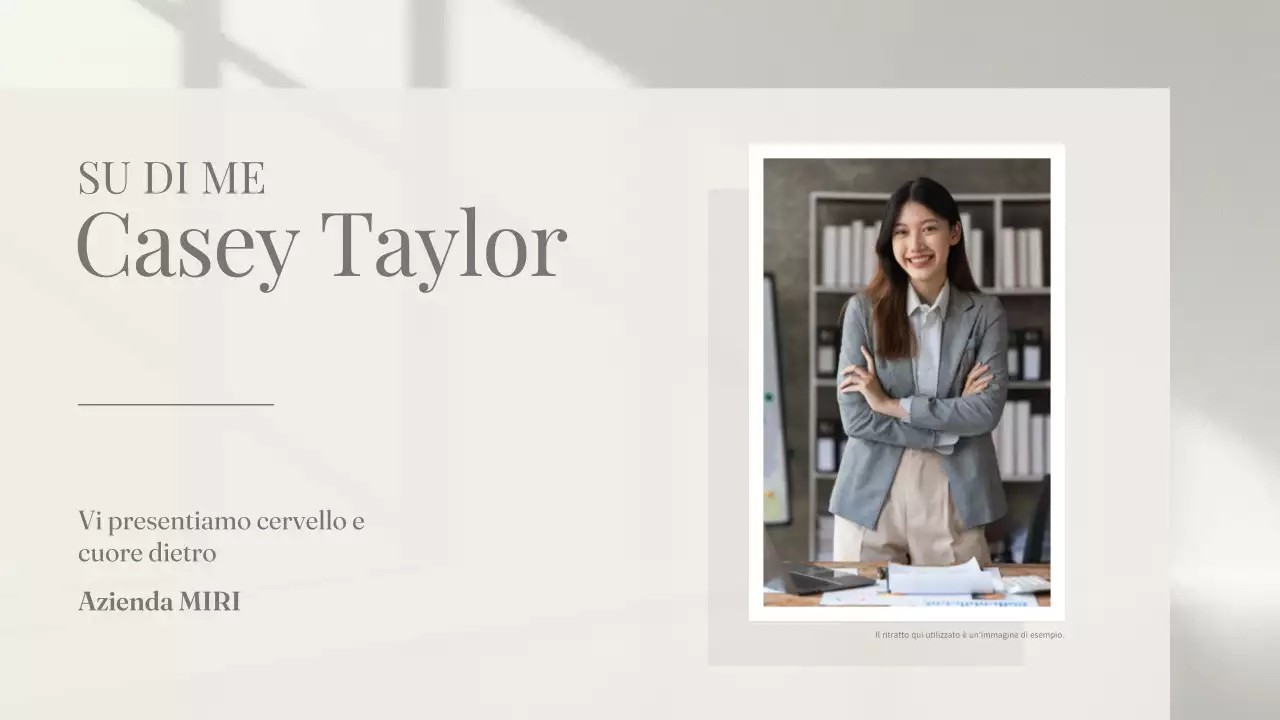 Presentazione pulita ed estetica del profilo About Me per professionisti