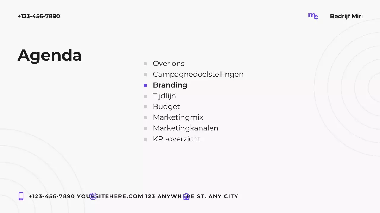 Paars modern marketingplan