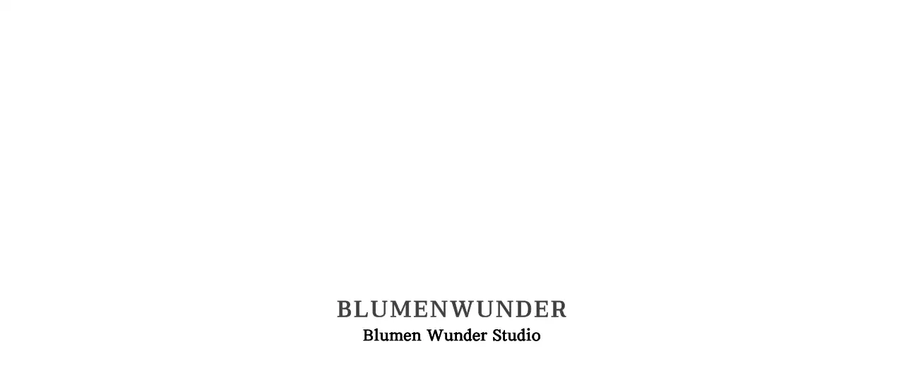 Ein sentimentaler Blumenkalender in hellbraunem und braunem Wollpapierkonzept