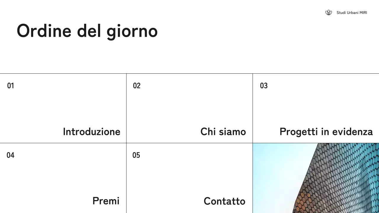 Portfolio di architettura moderna in bianco e nero