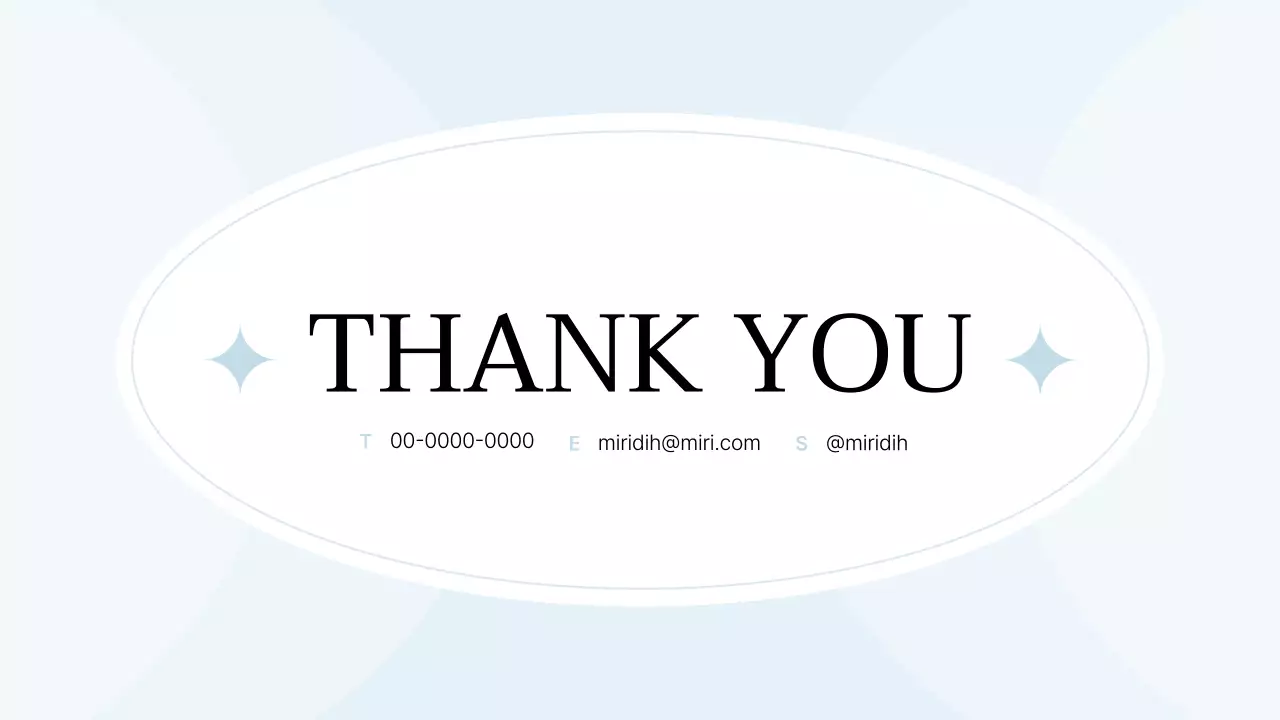 水色 シンプル ポートフォリオ プレゼンテーション