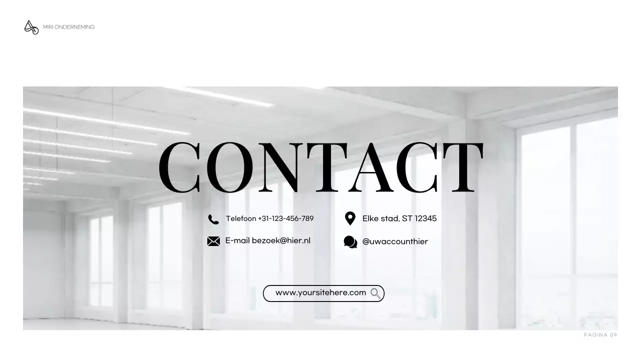 portfolio grijze minimalistische architectuur