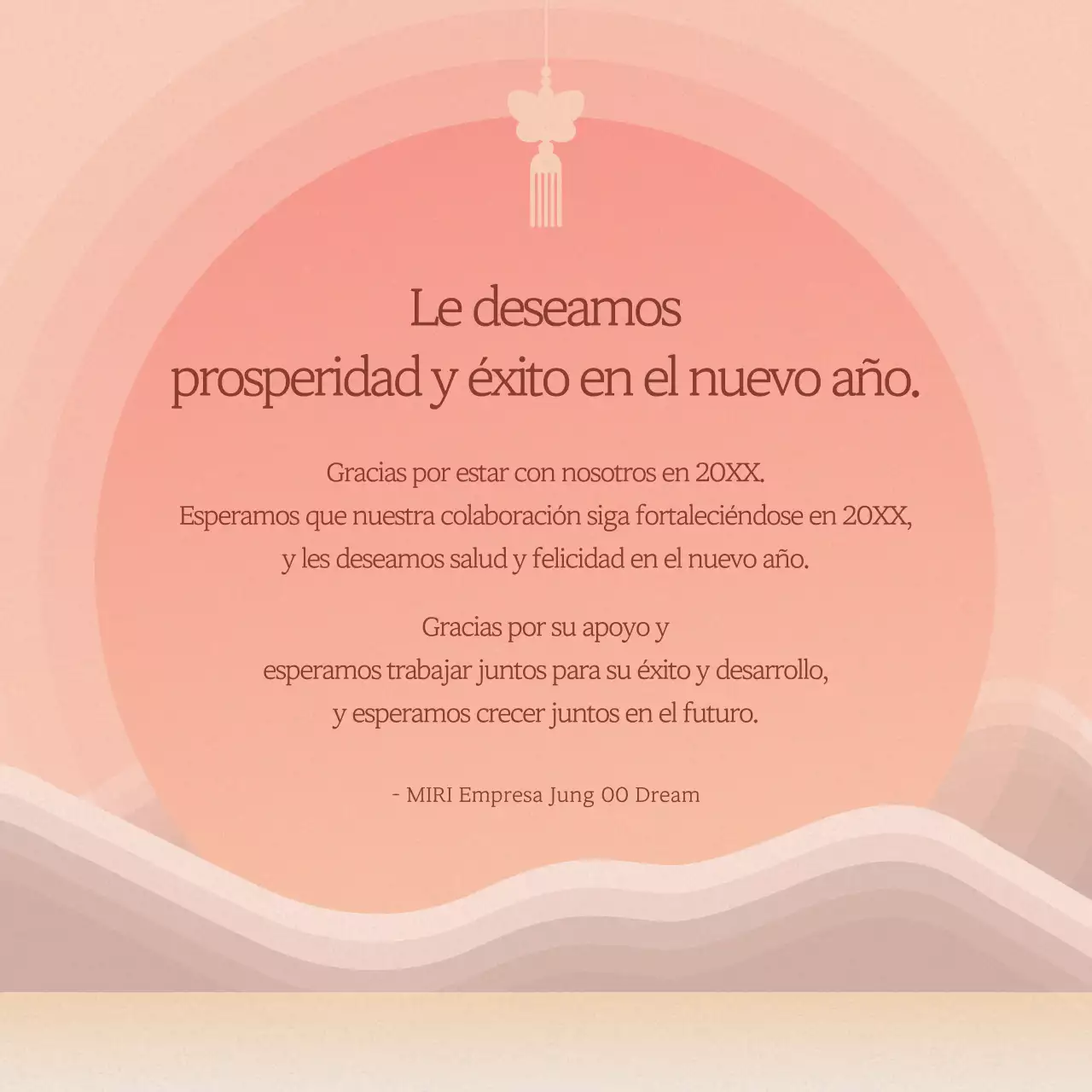 Felicitación tradicional de Año Nuevo en rosa