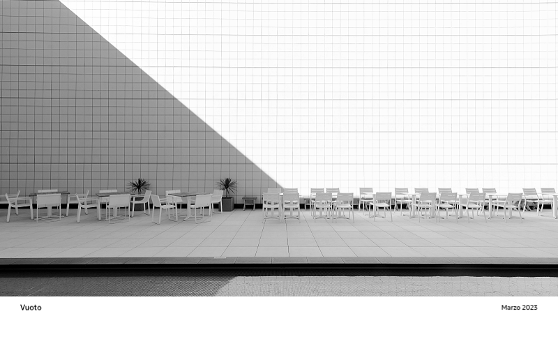 Un calendario fotografico dall'atmosfera pulita e urbana