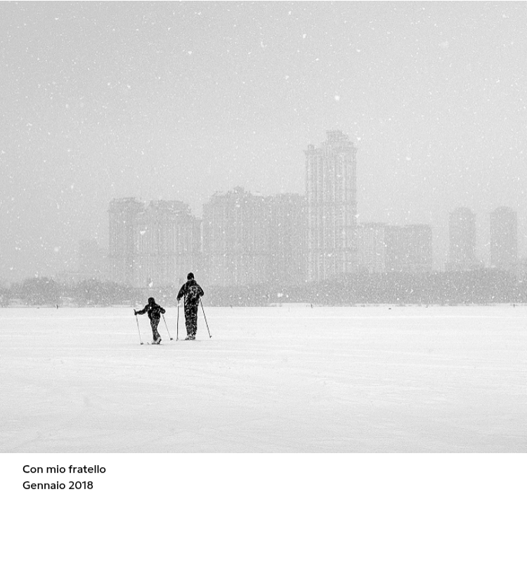 Un calendario fotografico dall'atmosfera pulita e urbana