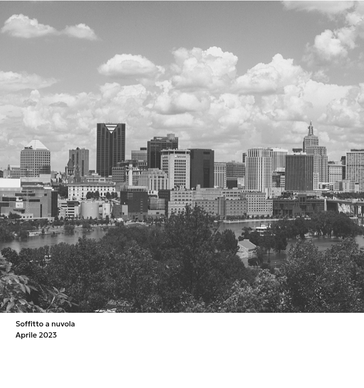 Un calendario fotografico dall'atmosfera pulita e urbana