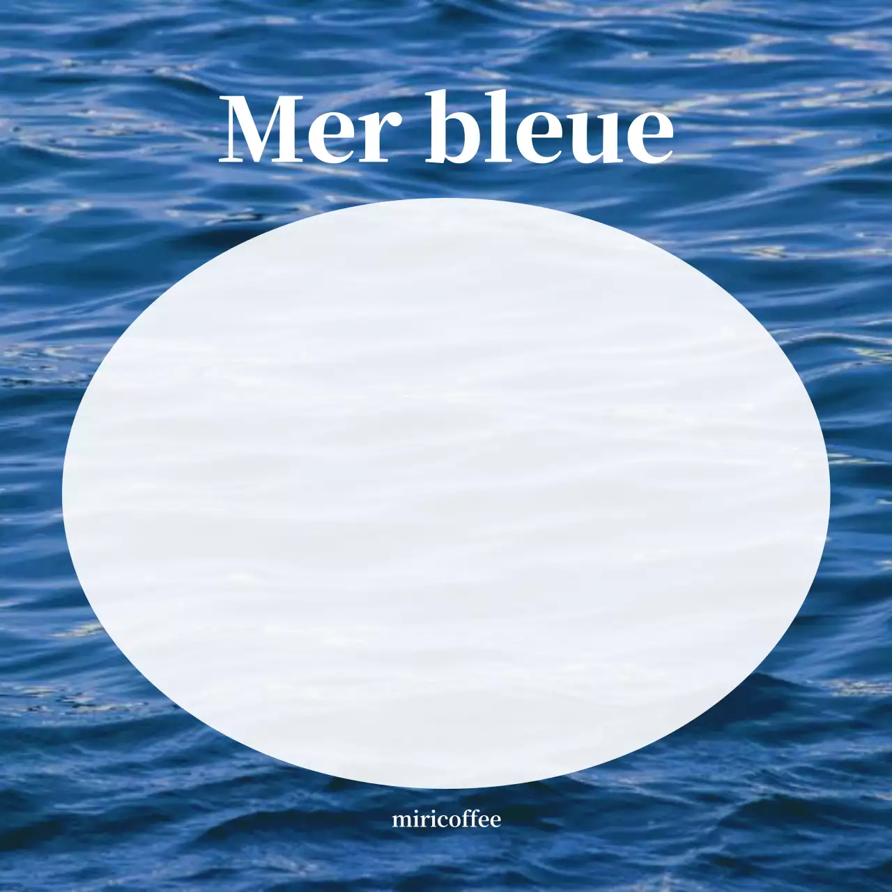 파란색의 바다사진의 깔끔한 메모지 컨셉의 카페용 굿즈