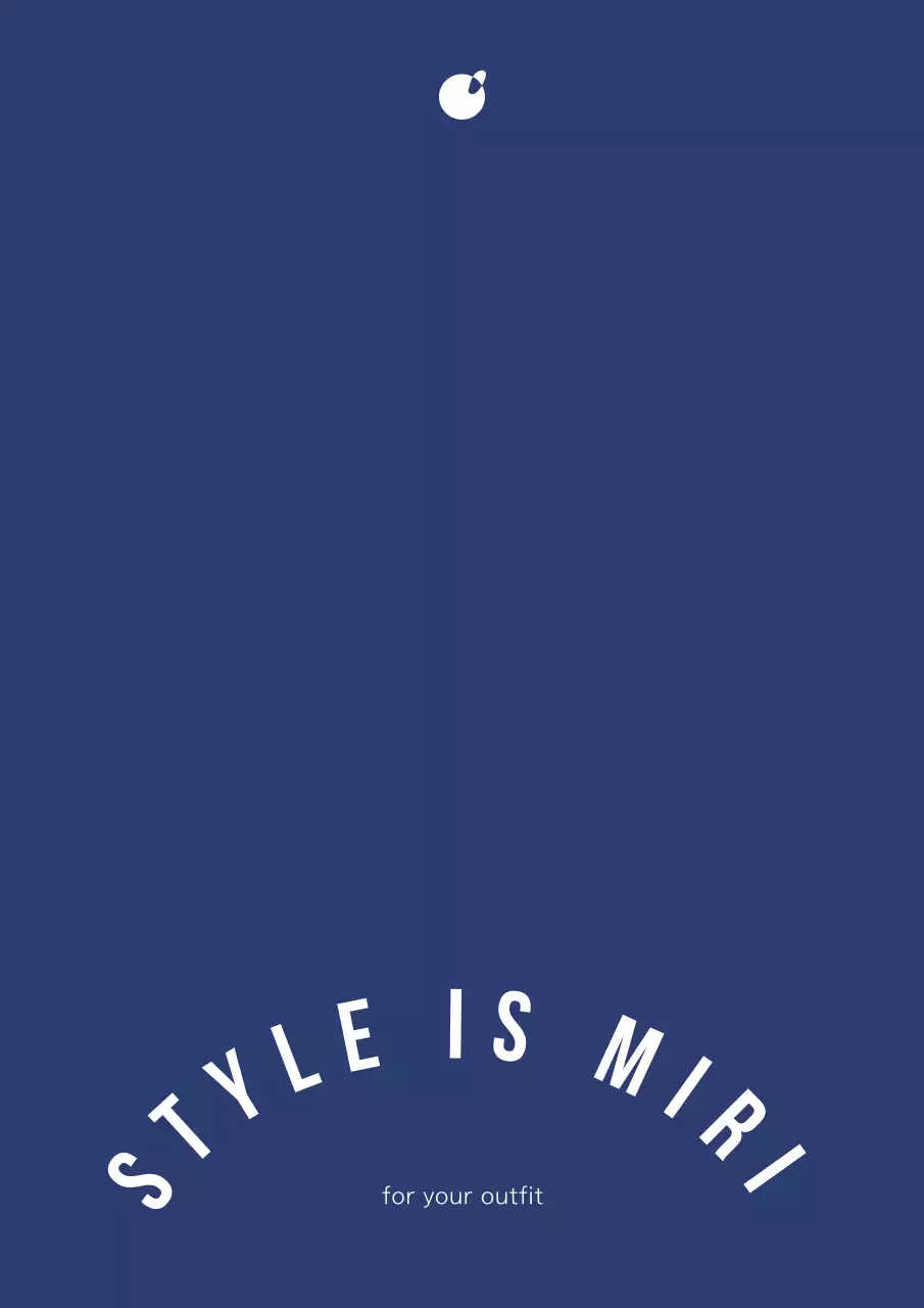 진한 파란색 네모 안에 의류업체 심볼로고와 아치형으로 업체명이 적힌 의류업용 스트링 파우치 디자인