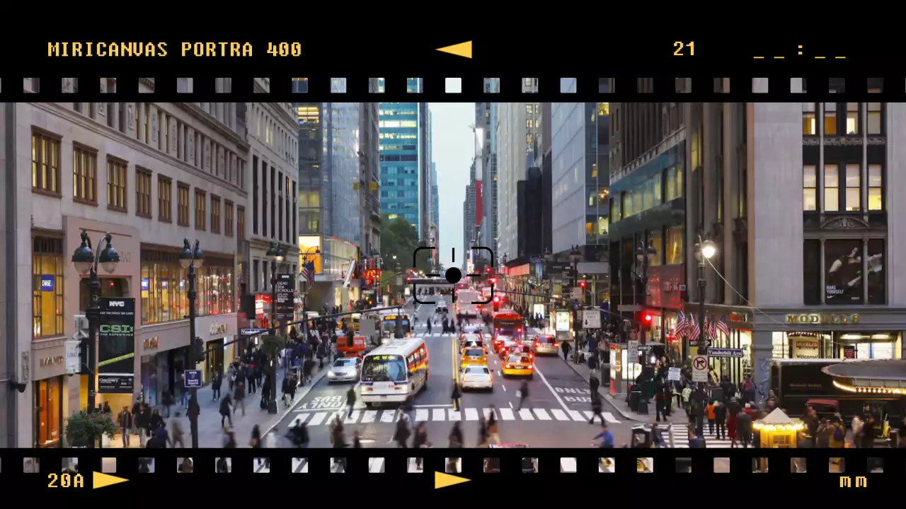 검정색과 노랑색의 감성적인 필름 모양 뷰파인더 테마