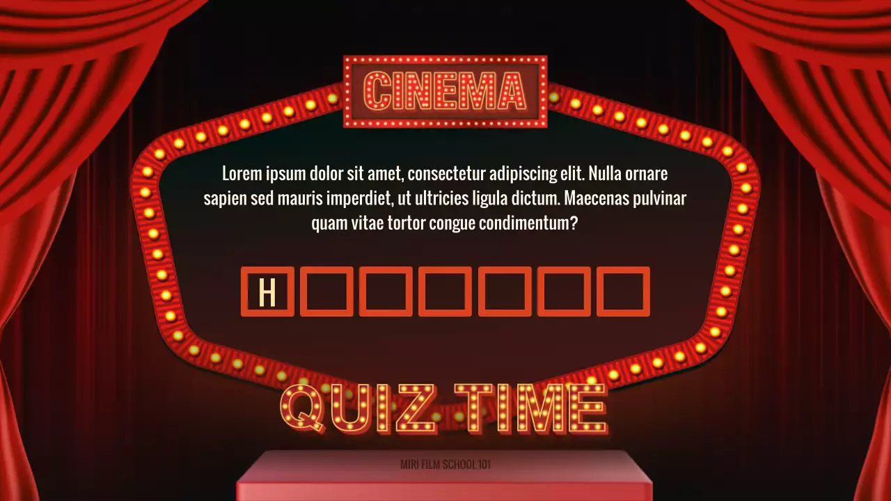 Memperkenalkan terminologi film dengan tanda merah dan konsep panggung teater yang penuh warna