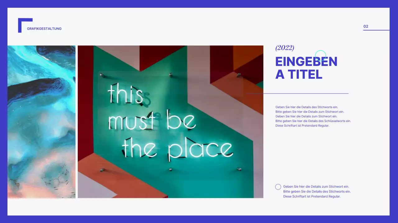 Eine einfache Mappe in Blau und Weiß