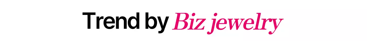 Kombinasi font yang sederhana dan emosional dalam warna hitam dan merah muda Gaya logo Promosi dan promosi toko aksesoris