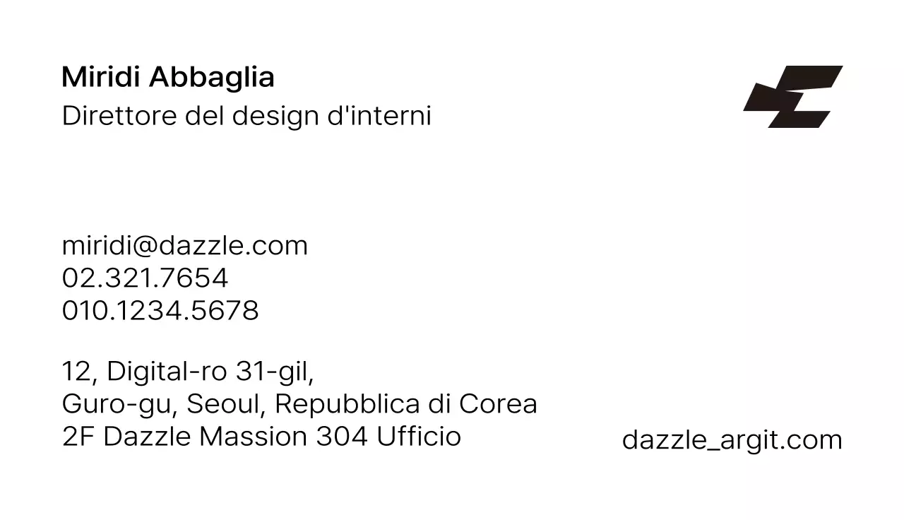 Stile biglietto da visita essenziale con logo in basso