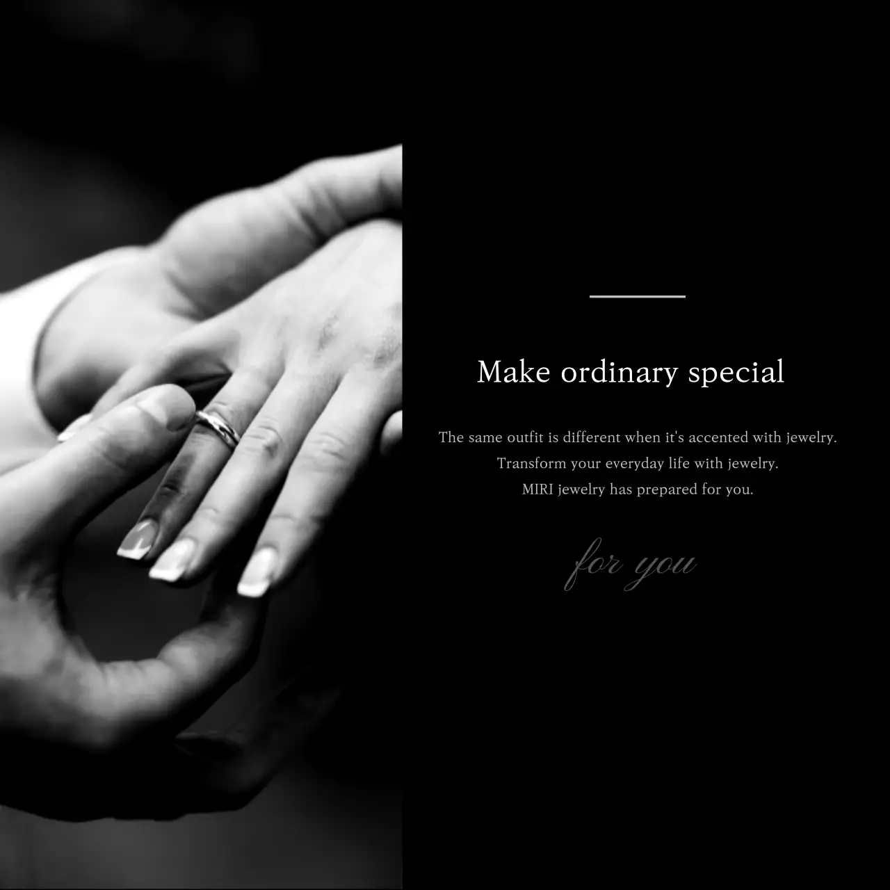 Memperkenalkan cincin dari toko perhiasan dengan nuansa hitam-putih yang mewah