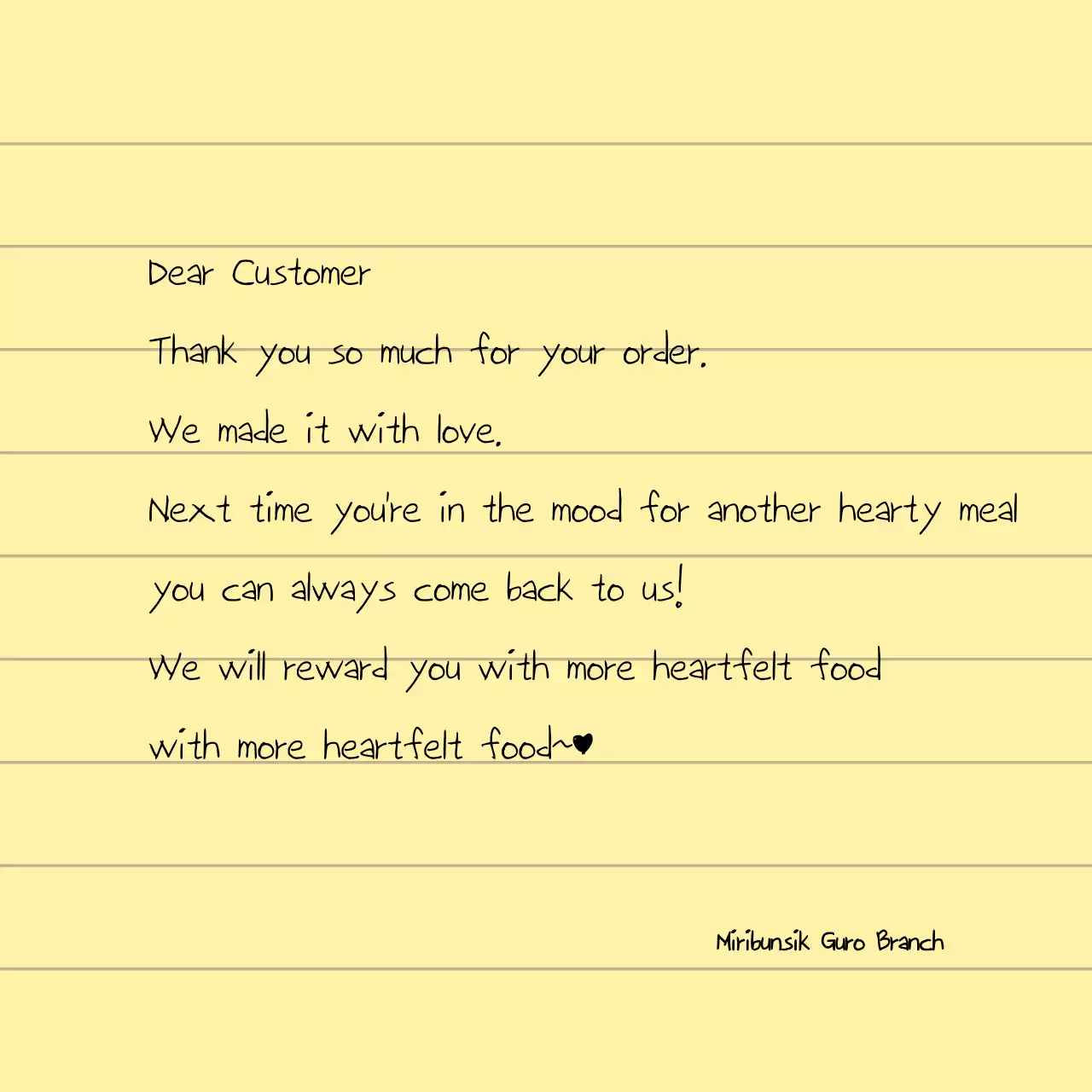 Untuk toko dengan huruf yang ditulis dengan tulisan tangan di atas kertas catatan berwarna kuning, bersih, dan seperti buku catatan.