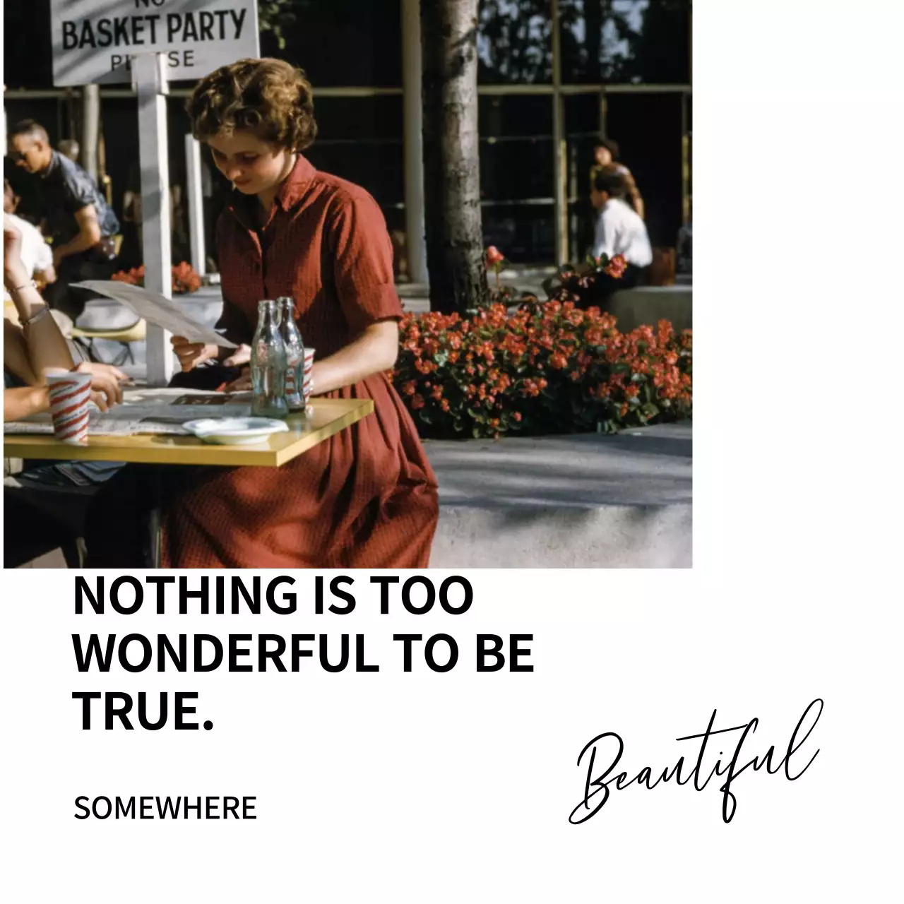 Merchandise sederhana dengan teks hitam dan foto vintage