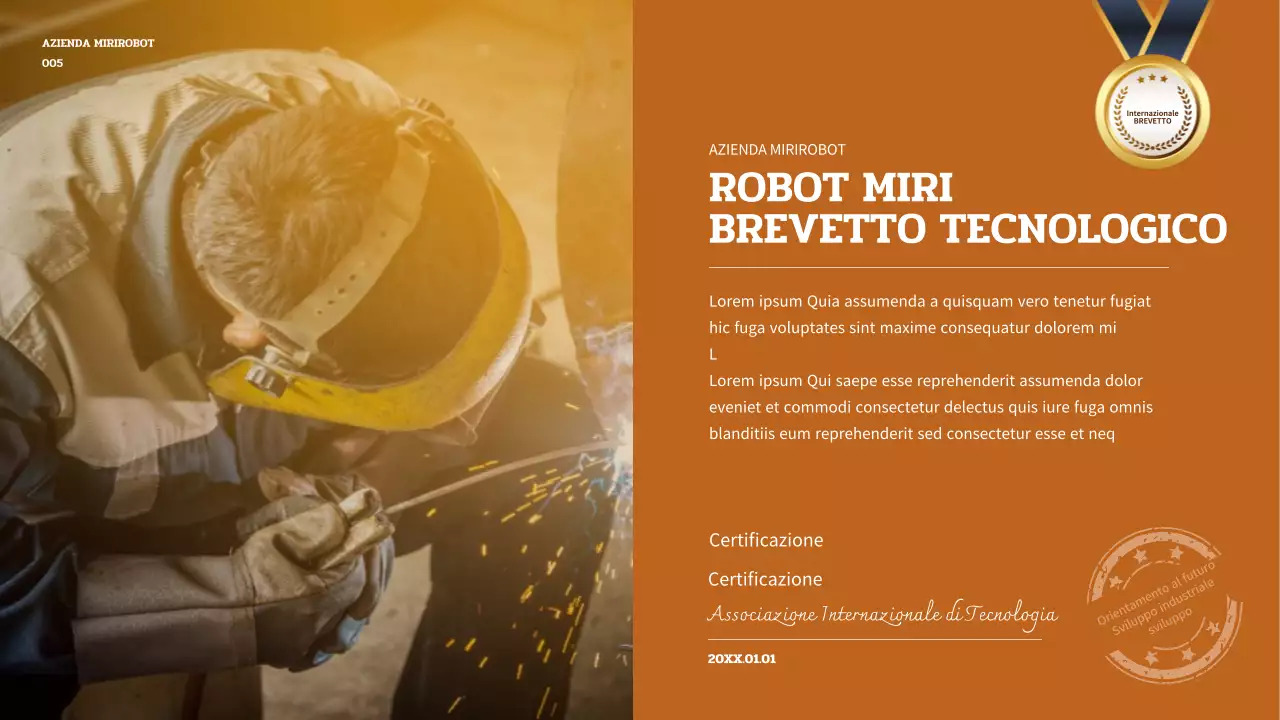 Presentazione del robot in bianco e marrone