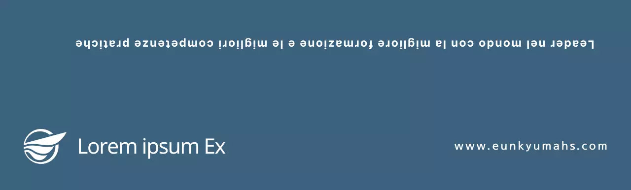 Un concetto semplice con testo blu scuro per promuovere un liceo artistico.