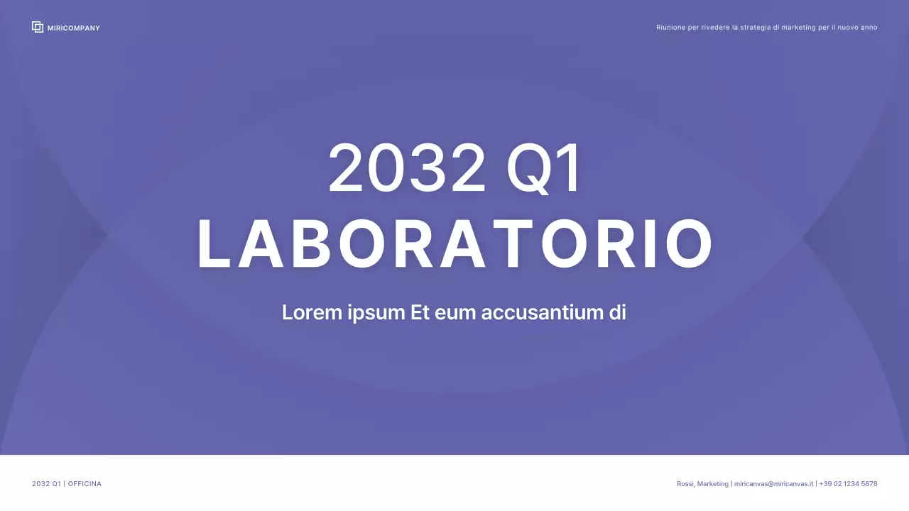 Officina aziendale con uno schema cromatico pulito nei colori del berry ferry