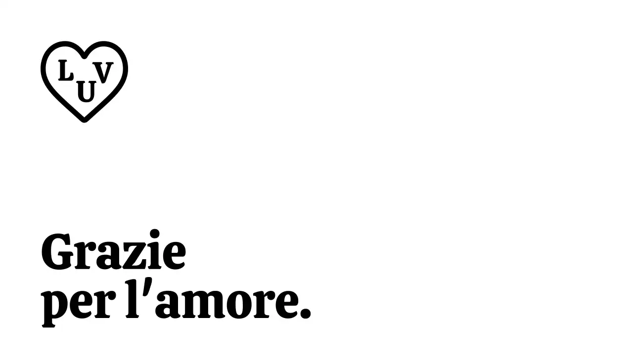 Una busta di ringraziamento semplice e di marca con testo nero e un'illustrazione a forma di cuore.