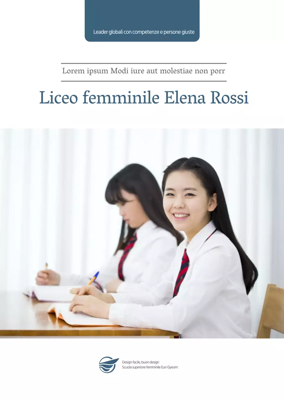 Scuola superiore con un semplice layout fotografico in marina