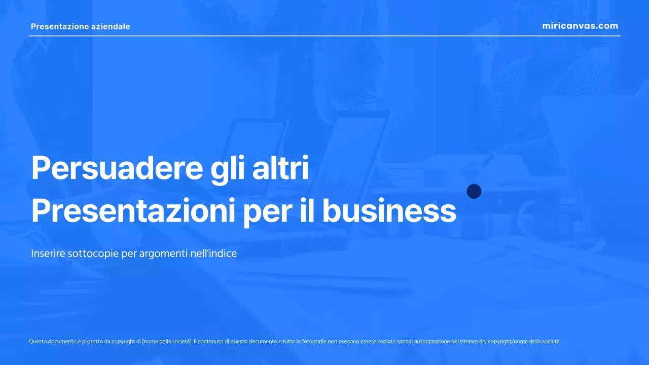 Una moderna presentazione aziendale in blu e bianco