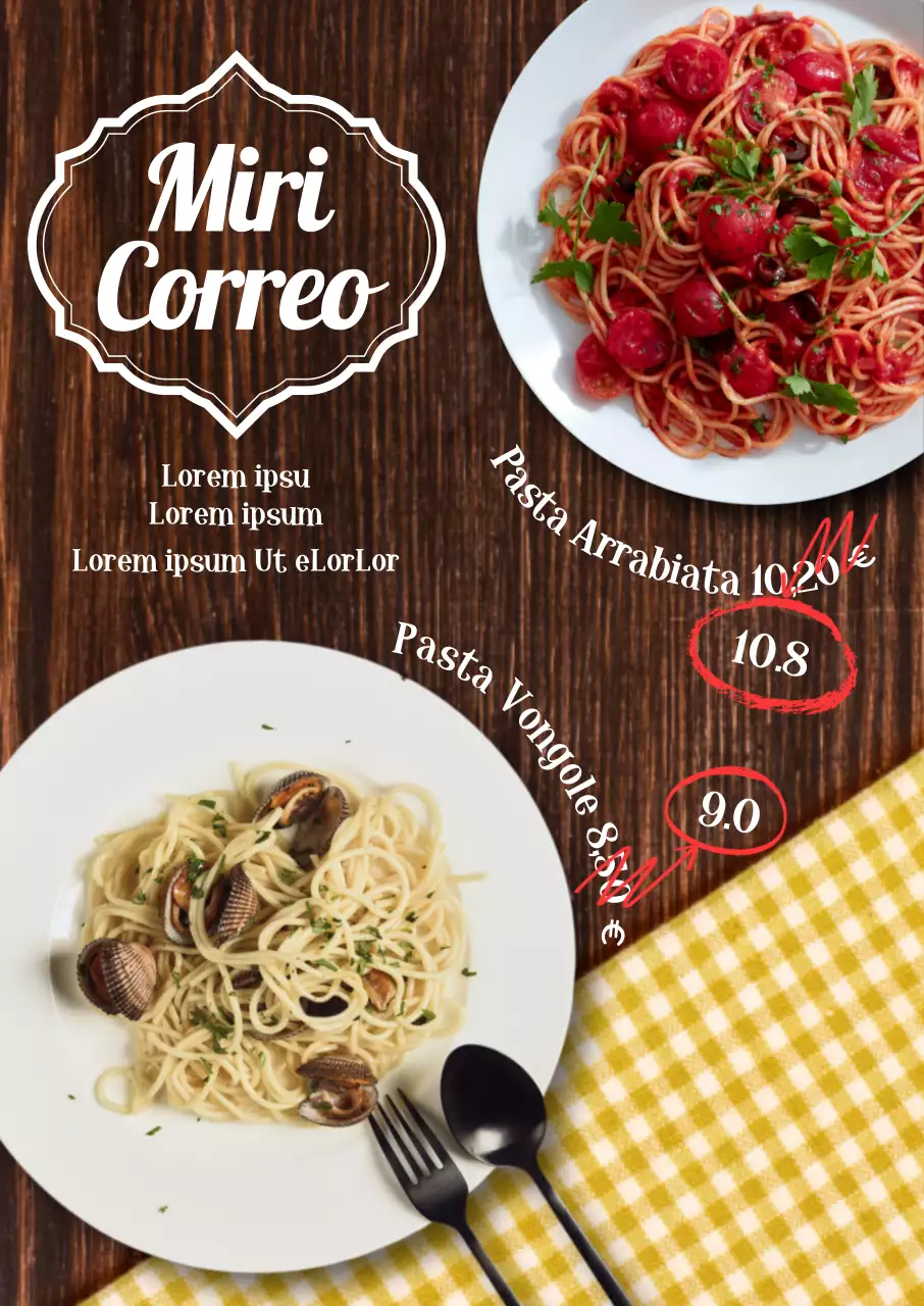 Menú de pasta en restaurante occidental fondo de mesa de madera con pasta foto