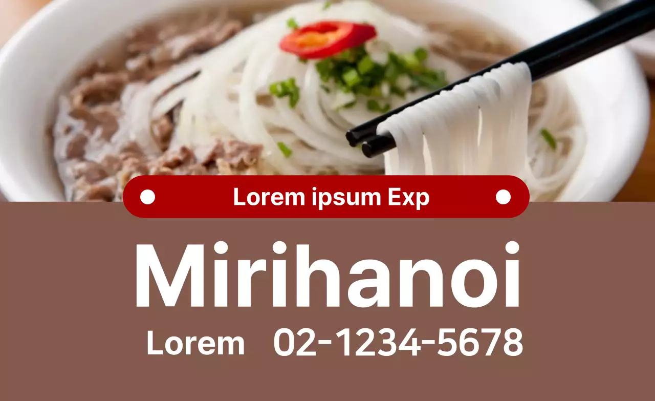 La foto marrón destaca los fideos de arroz limpios del restaurante