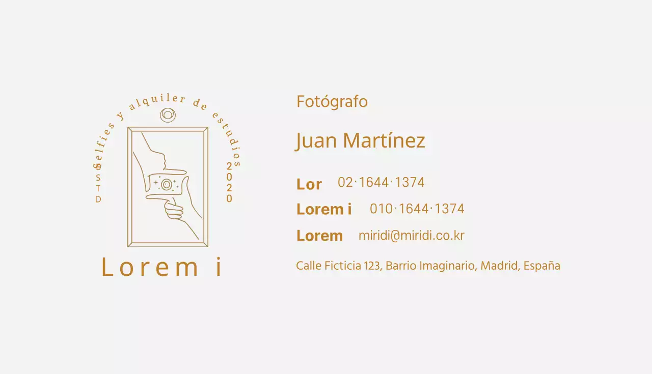 Tarjeta de visita de estudio fotográfico gris beige ilustrada